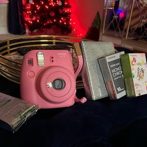 Instax Polaroid Mini 9- Baby Pink BUNDLE